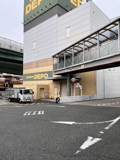 スポーツデポ 山王店, 名古屋